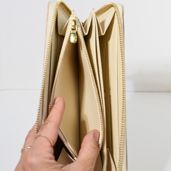 Louis Vuitton Damier Azure Zippy wallet with Box and Dust Bag - Picture 9 of 14